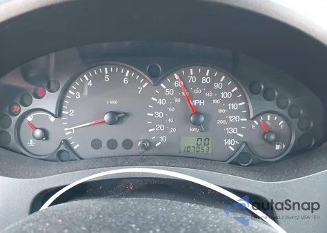 2005 Ford Focus S/Se/Ses from USA, damaged, VIN 3FAHP37N15R111753